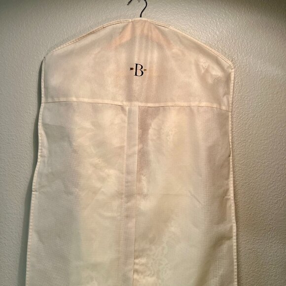 ✨ Size 2 Wtoo by Watters Philomene Lace Cap-Sleeve Wedding Gown ✨ - Picture 8 of 11